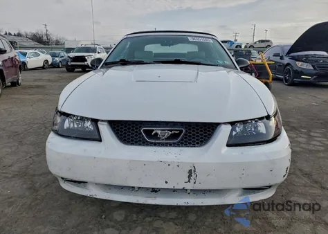 2004 Ford Mustang z USA, uszkodzony, nr VIN 1FAFP44634F146705